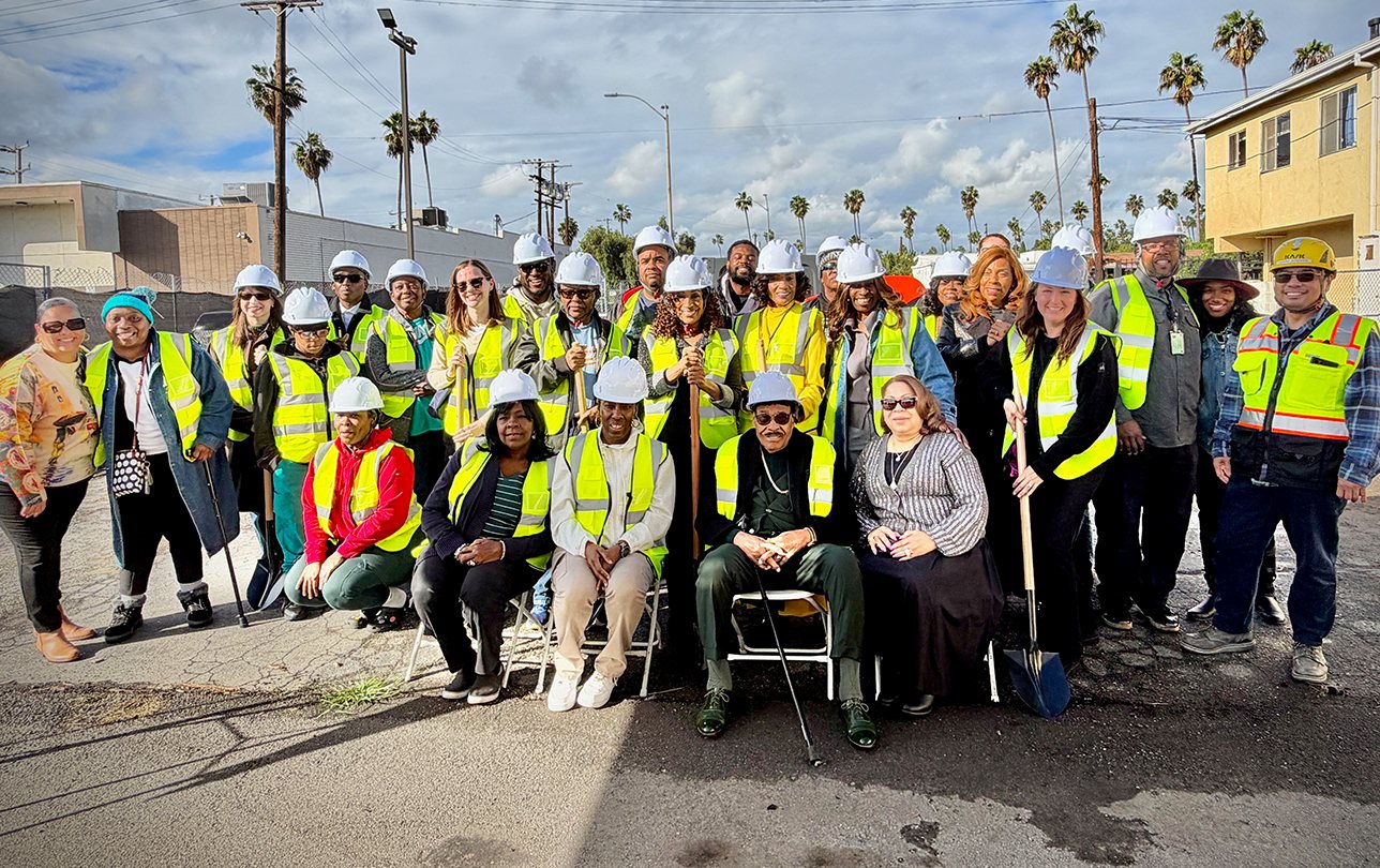 community Group photo homepage